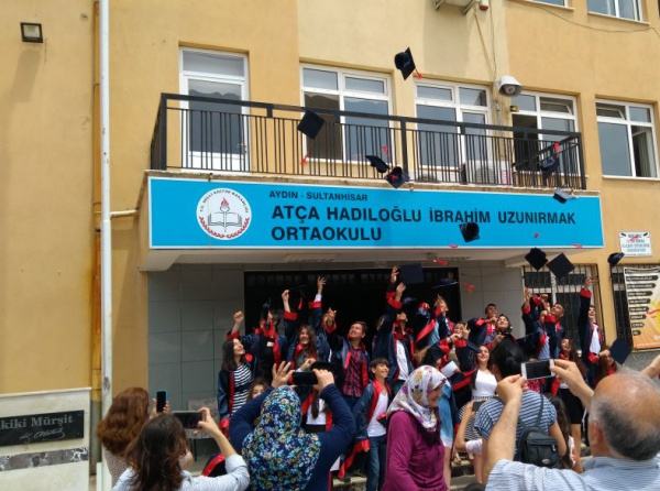 Atça Hadıloğlu İbrahim Uzunırmak Ortaokulu Fotoğrafı